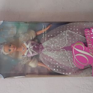 VINTAGE Barbie Un-opened 1997 princess Barbie doll